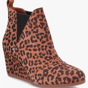 TOMS Women's Kelsey Fashion Boot size 8.5